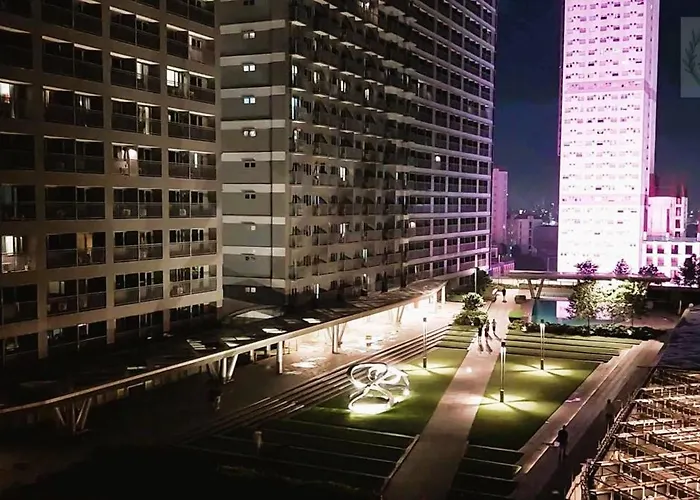 R&r Feels Near Shangri-la, Megamall And Mrt Shaw 4* Manila