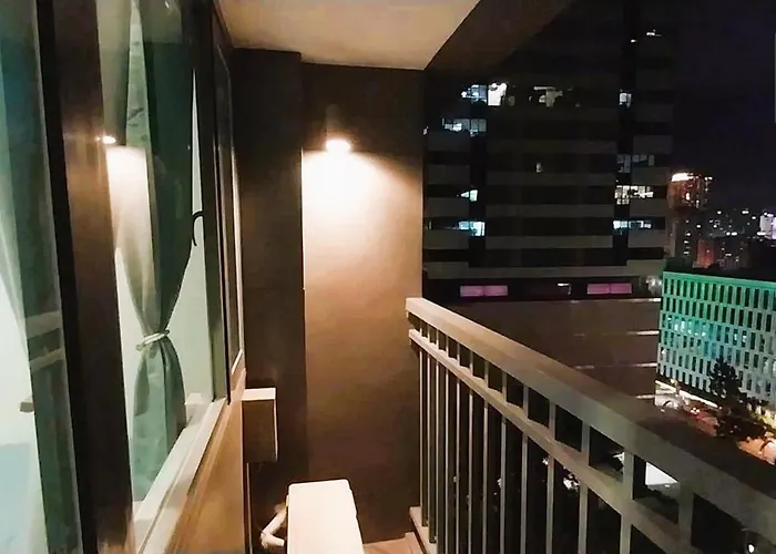 R&r Feels Near Shangri-la, Megamall And Mrt Shaw Apartahotel 4*